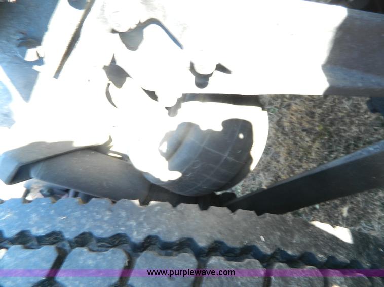 image for item J5152 1998 Kenworth T600 semi truck