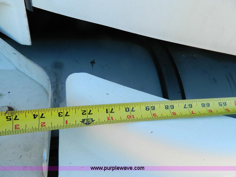 image for item J5152 1998 Kenworth T600 semi truck