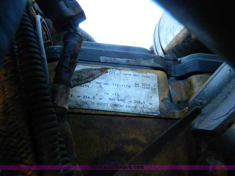 image for item J5153 1999 Kenworth T600 semi truck