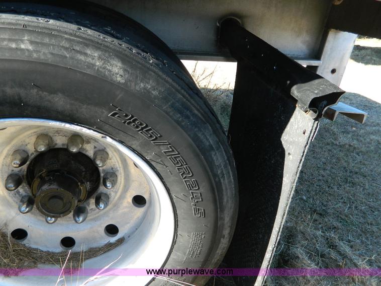 image for item J5154 1994 Raven flatbed trailer