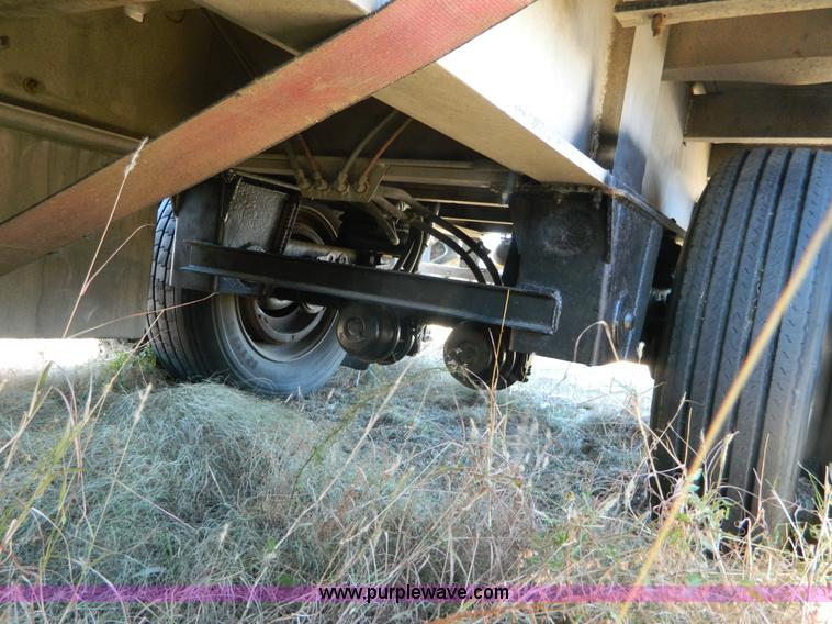 image for item J5154 1994 Raven flatbed trailer