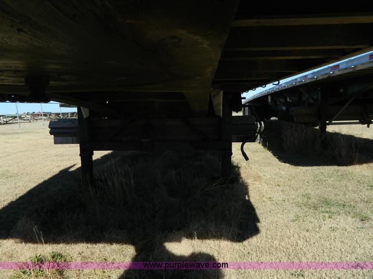 image for item J5154 1994 Raven flatbed trailer