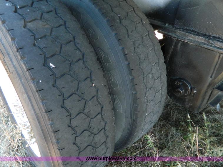 image for item J5154 1994 Raven flatbed trailer