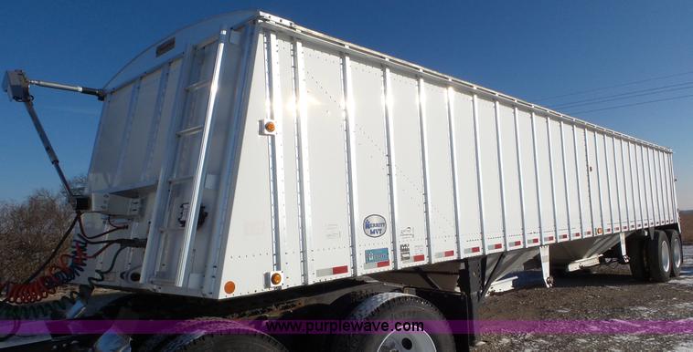 image for item J8395 2010 Merritt double hopper grain trailer