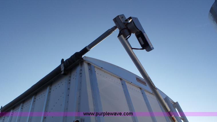 image for item J8395 2010 Merritt double hopper grain trailer