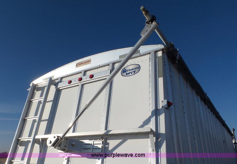 image for item J8395 2010 Merritt double hopper grain trailer