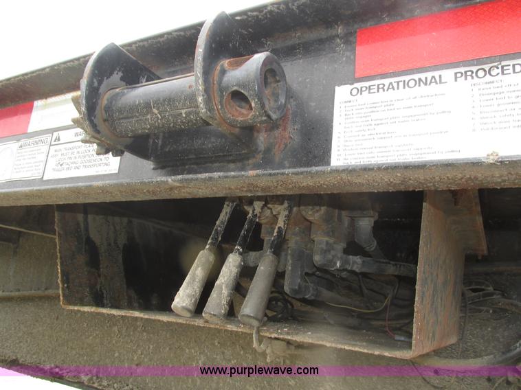 image for item J8774 2008 Trail Eze TE100DGWS53 lowboy equipment trailer