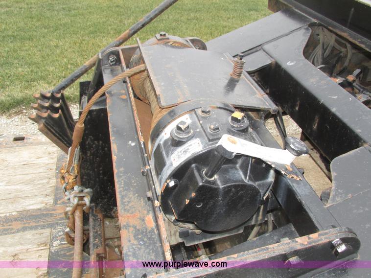 image for item J8774 2008 Trail Eze TE100DGWS53 lowboy equipment trailer