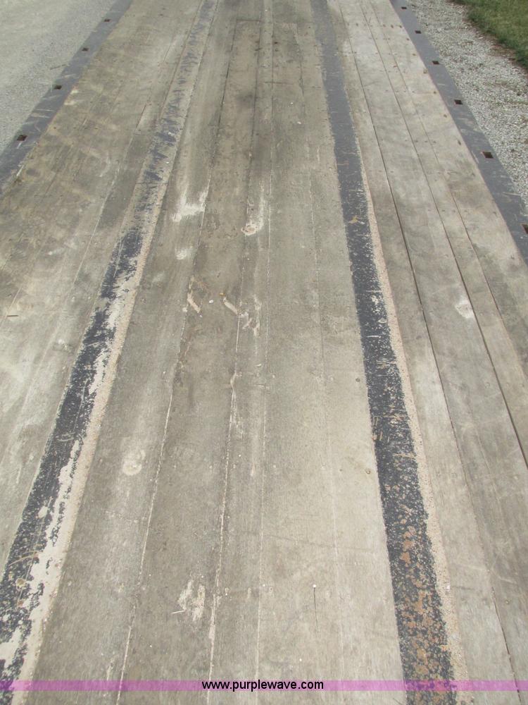 image for item J8774 2008 Trail Eze TE100DGWS53 lowboy equipment trailer