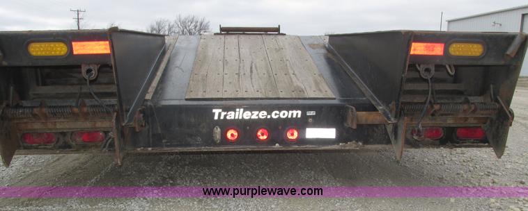 image for item J8774 2008 Trail Eze TE100DGWS53 lowboy equipment trailer