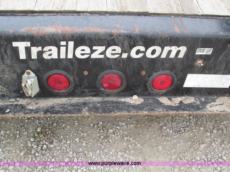 image for item J8774 2008 Trail Eze TE100DGWS53 lowboy equipment trailer