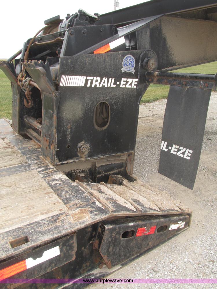 image for item J8774 2008 Trail Eze TE100DGWS53 lowboy equipment trailer