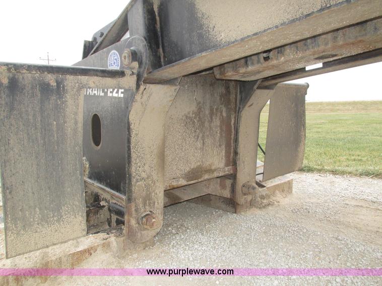 image for item J8774 2008 Trail Eze TE100DGWS53 lowboy equipment trailer