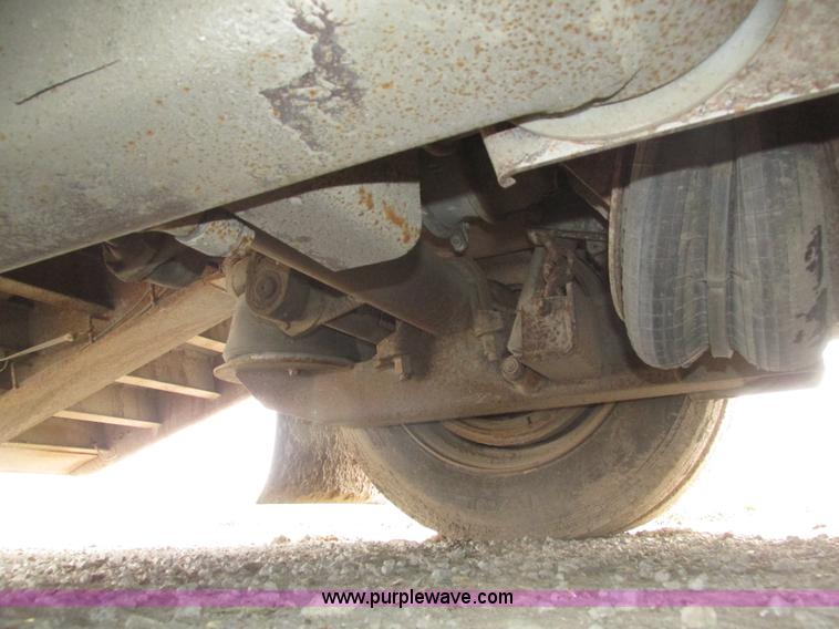 image for item J8774 2008 Trail Eze TE100DGWS53 lowboy equipment trailer