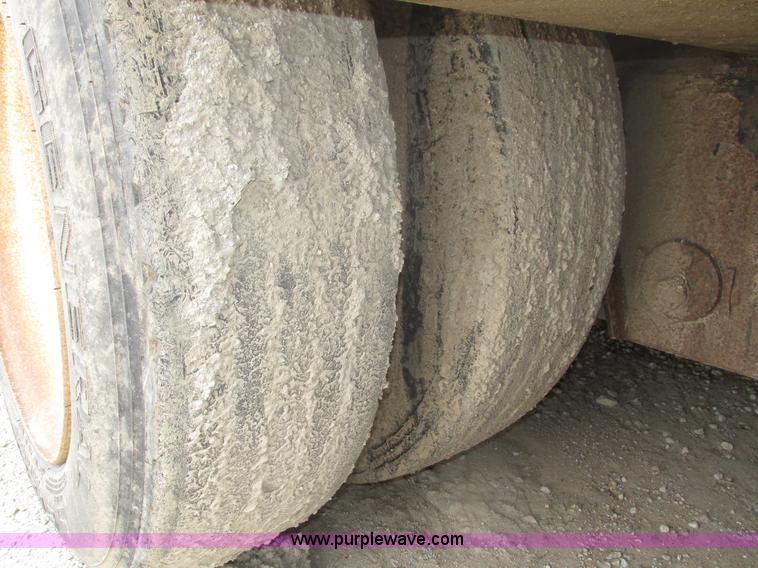 image for item J8774 2008 Trail Eze TE100DGWS53 lowboy equipment trailer