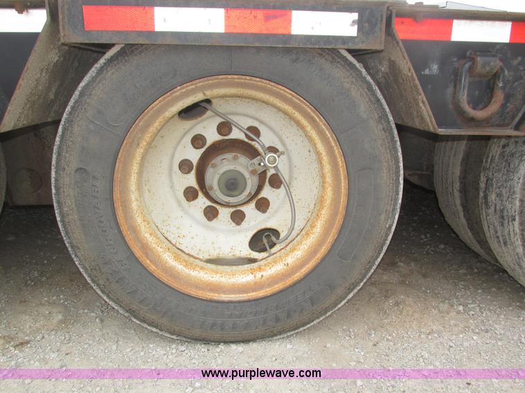 image for item J8774 2008 Trail Eze TE100DGWS53 lowboy equipment trailer