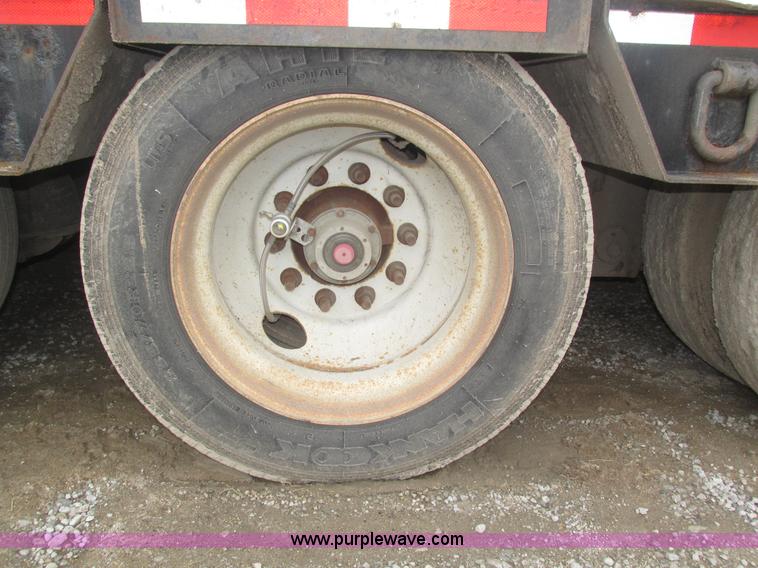 image for item J8774 2008 Trail Eze TE100DGWS53 lowboy equipment trailer