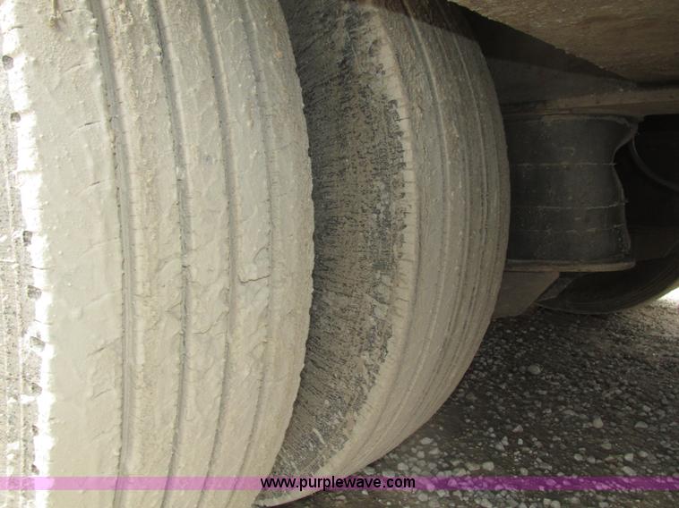 image for item J8774 2008 Trail Eze TE100DGWS53 lowboy equipment trailer