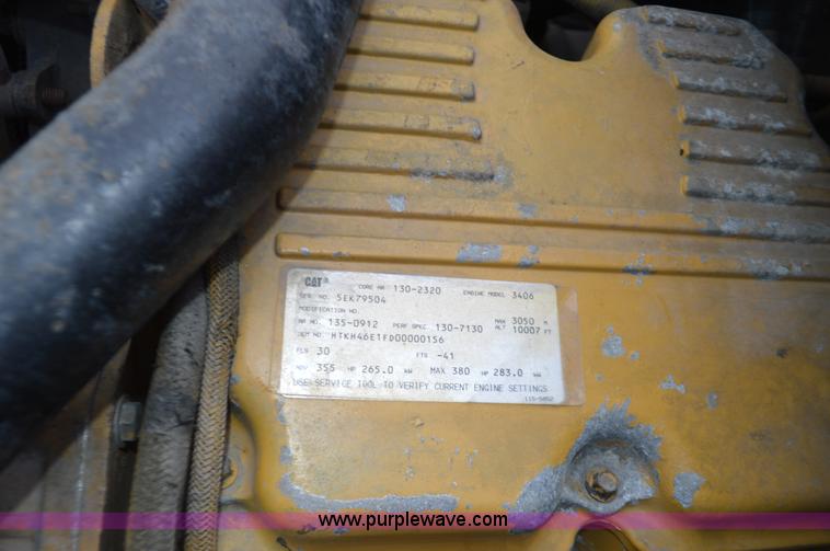 image for item K5394 1997 Ford AT9513 Aeromax 113 semi truck