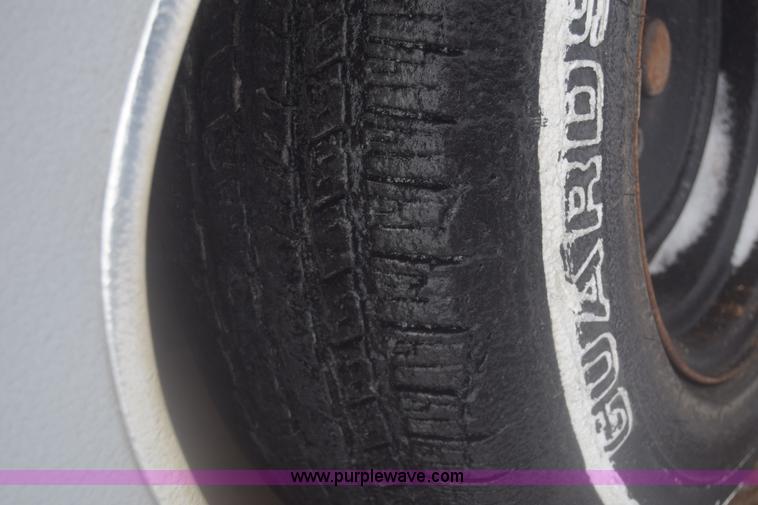 image for item BK9778 1990 Chevrolet Silverado 1500 pickup truck