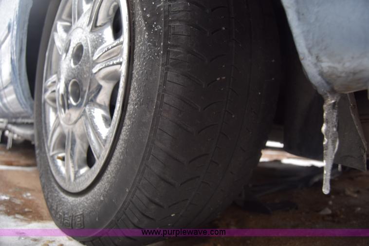 image for item BK9781 1998 Ford Taurus LX