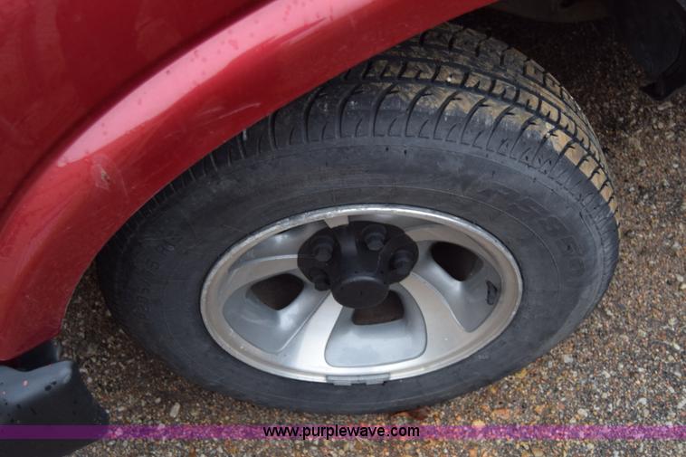 image for item BK9787 2001 Chevrolet S10 Ext. Cab pickup truck