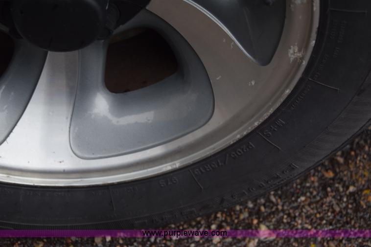 image for item BK9787 2001 Chevrolet S10 Ext. Cab pickup truck