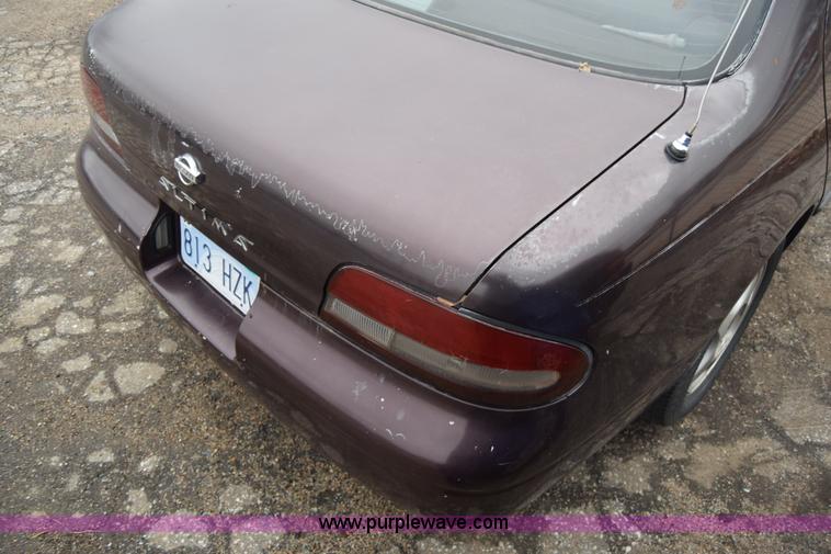 image for item BK9788 1997 Nissan Altima