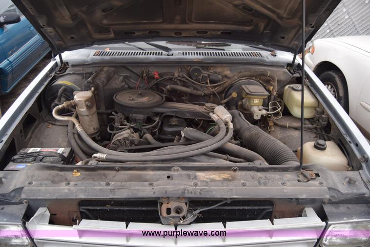 image for item BK9794 1987 Chevrolet S10 pickup truck