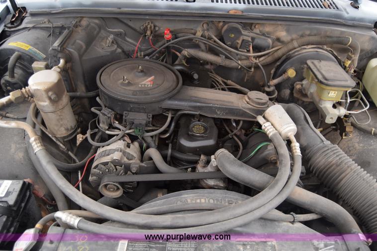 image for item BK9794 1987 Chevrolet S10 pickup truck