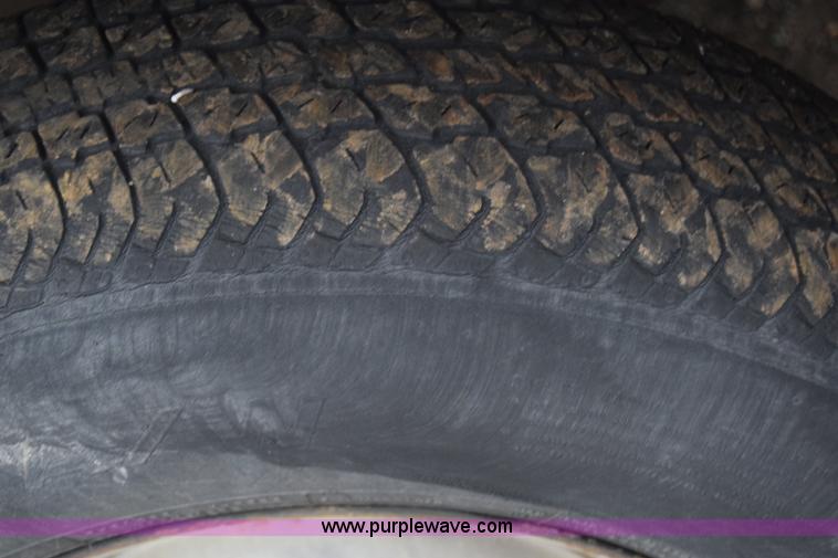 image for item BK9794 1987 Chevrolet S10 pickup truck