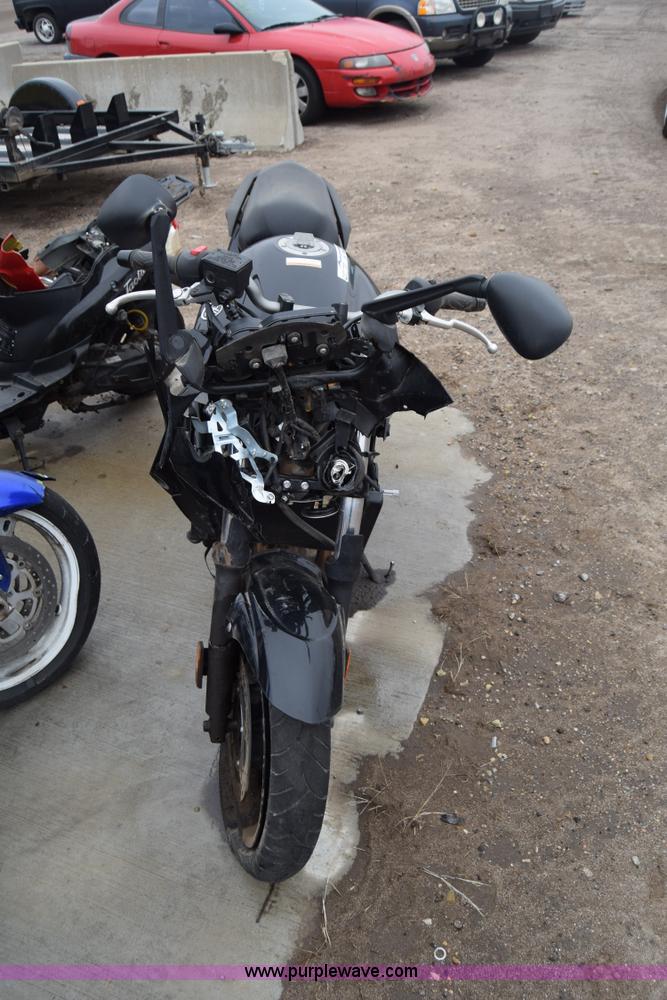 image for item BK9796 2012 Yamaha FZ6R motorcycle