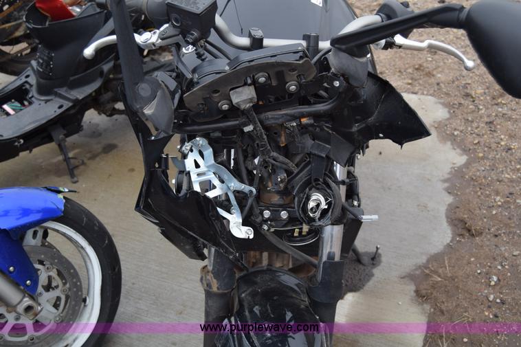 image for item BK9796 2012 Yamaha FZ6R motorcycle