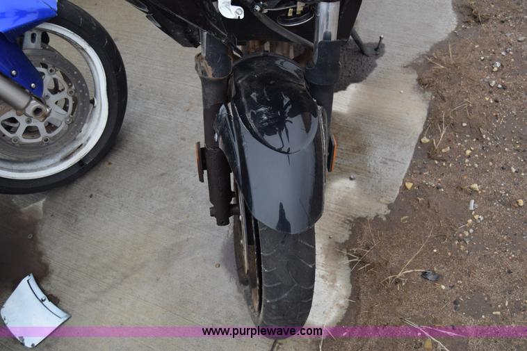 image for item BK9796 2012 Yamaha FZ6R motorcycle