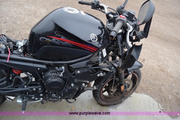 image for item BK9796 2012 Yamaha FZ6R motorcycle