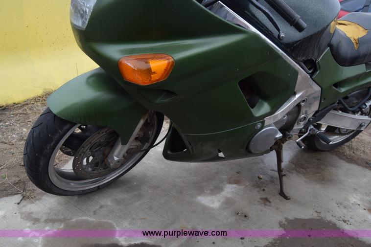 image for item BK9797 1990 Kawasaki ZX600-D motorcycle