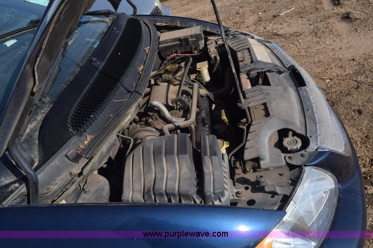 image for item BO9587 2002 Chrysler Town & Country LXi van