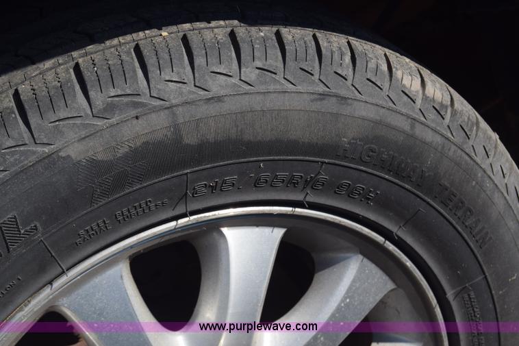 image for item BO9587 2002 Chrysler Town & Country LXi van