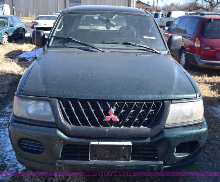 image for item BO9588 2000 Mitsubishi Montero Sport ES SUV