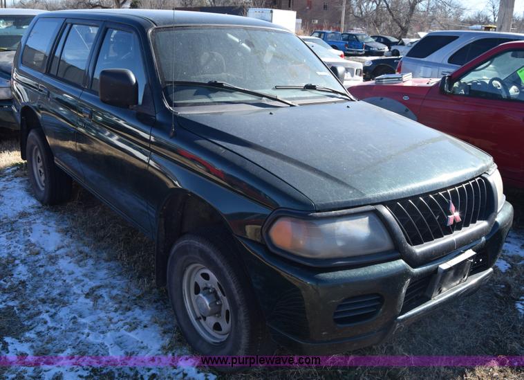 image for item BO9588 2000 Mitsubishi Montero Sport ES SUV