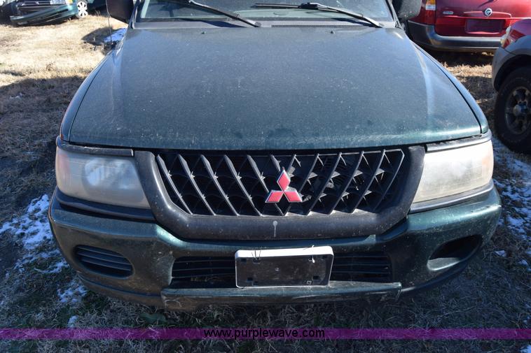 image for item BO9588 2000 Mitsubishi Montero Sport ES SUV