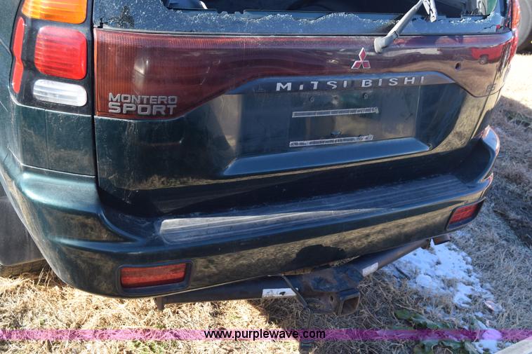 image for item BO9588 2000 Mitsubishi Montero Sport ES SUV
