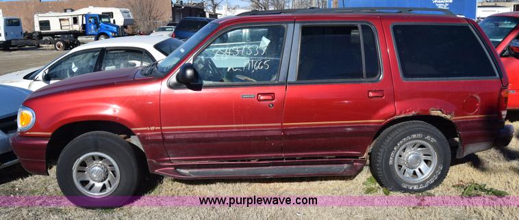 image for item BO9589 1998 Mercury Mountaineer SUV
