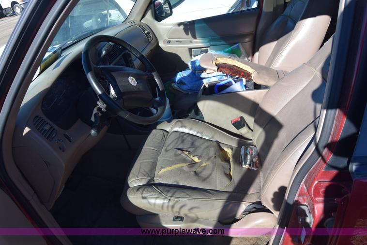 image for item BO9589 1998 Mercury Mountaineer SUV