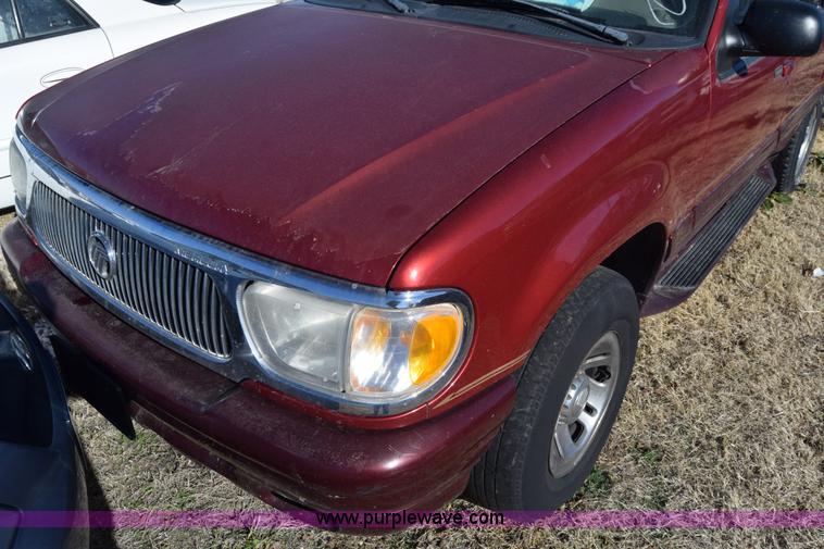 image for item BO9589 1998 Mercury Mountaineer SUV