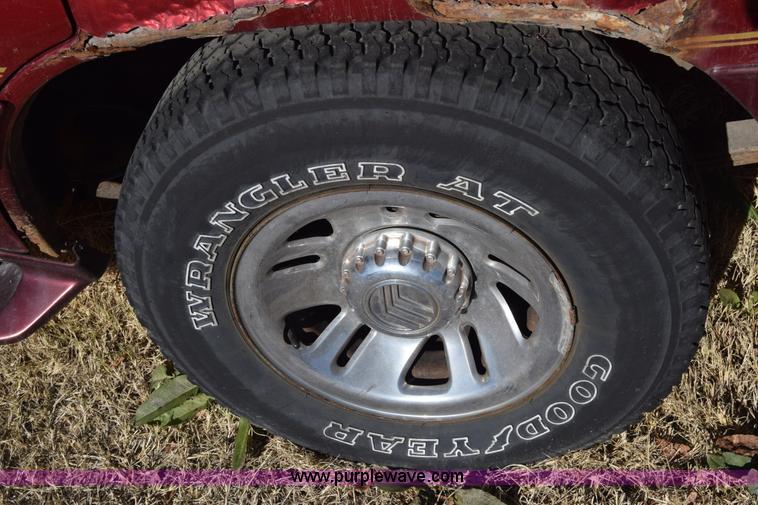 image for item BO9589 1998 Mercury Mountaineer SUV