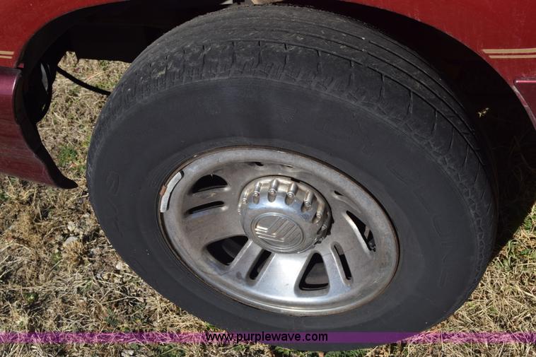 image for item BO9589 1998 Mercury Mountaineer SUV