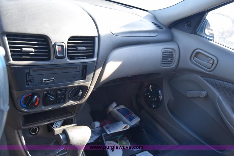 image for item BO9590 2002 Nissan Sentra