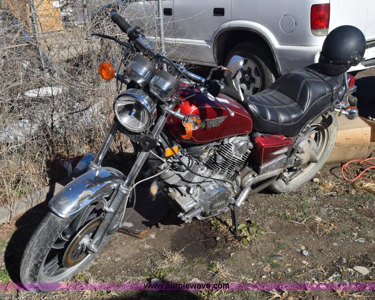 image for item BO9593 1981 Yamaha motorcycle