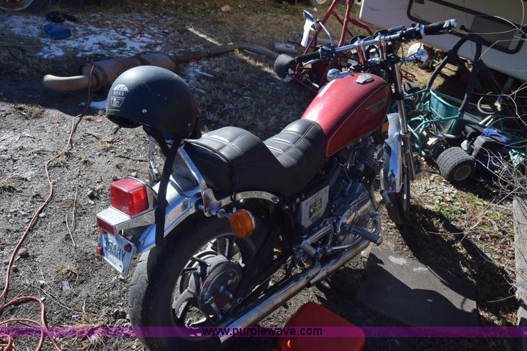 image for item BO9593 1981 Yamaha motorcycle